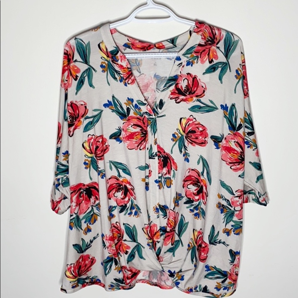 Ryllace floral pattern twist-front blouse size 1X
